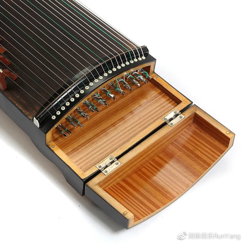 现代筝琴盒